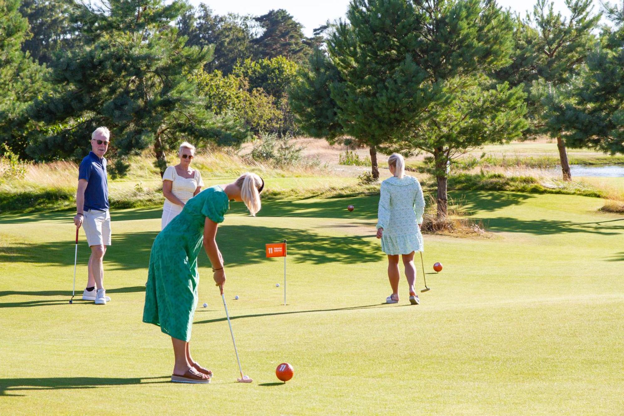 Halmstad Golfarena Stugor Extérieur photo